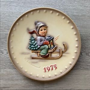 Hummel Commemorative Anniversary 1975 Plate